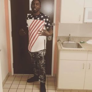 Meet your Posher, Kenneth